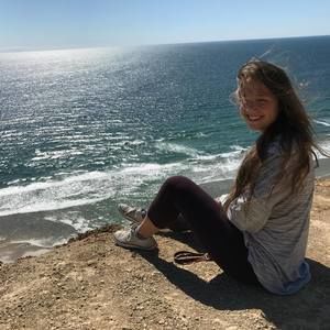 Meet your Posher, Casey